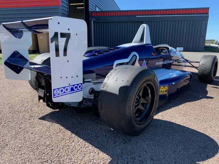 Formule 3 Dallara F394 1