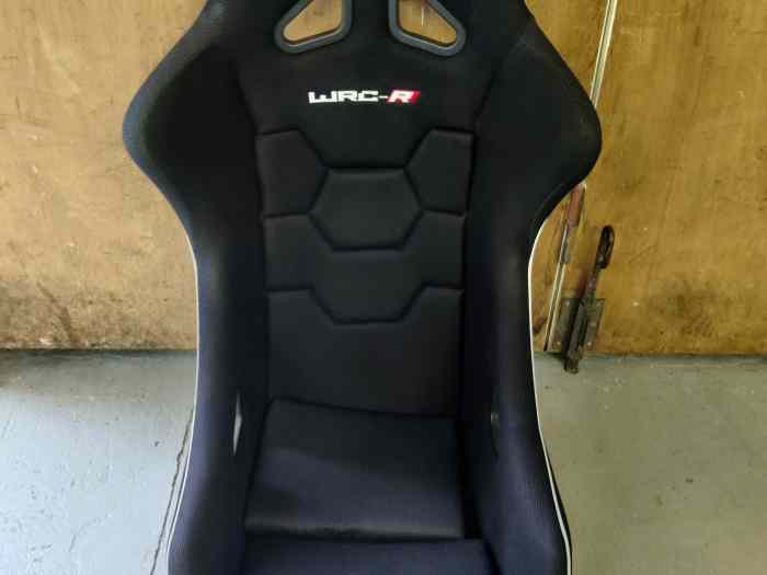 Baquet omp taille xl 0
