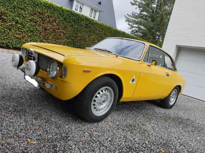 Alfa Giulia Sprint GT Veloce 0