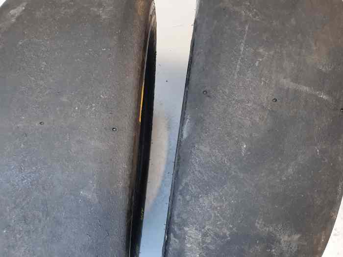 Pneu Michelin 15 pouces pour course de côte 2