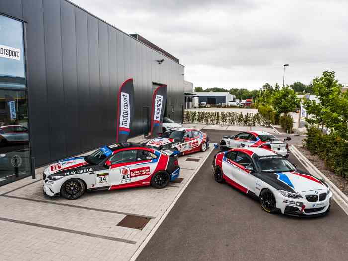 BMW M235i / M240i / M2CS Racing pour TC France à vendre 0