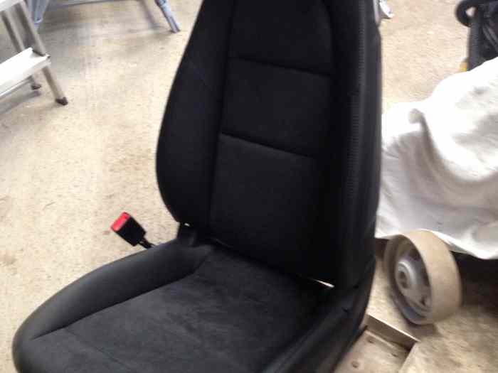 INTERIEUR COMPLET ET PIECES de CAYMAN 718 0