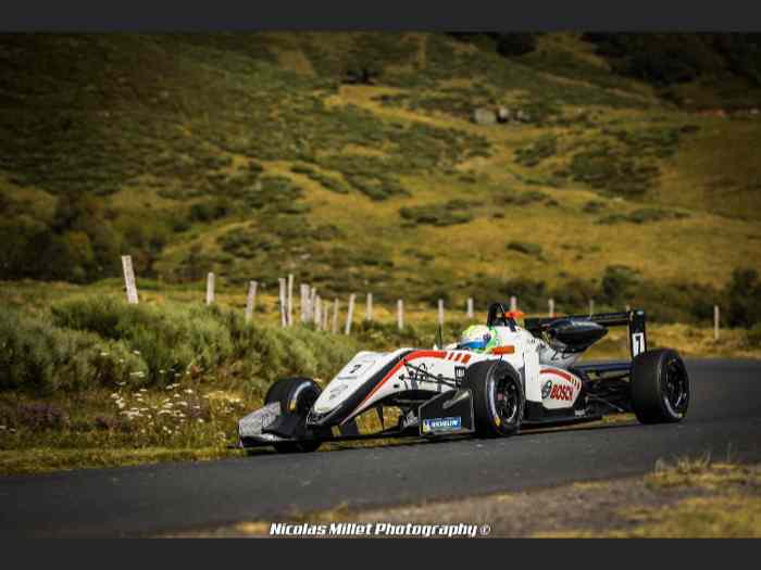 Dallara f317 Mercedes ex prema racing 0