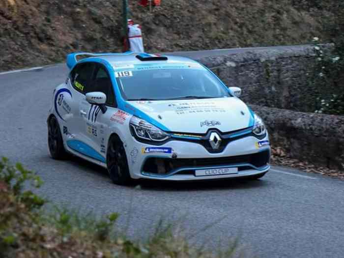 Renault clio 4 cup 5