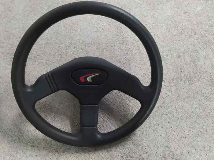volant 106 rallye phase 1 état neuf 0