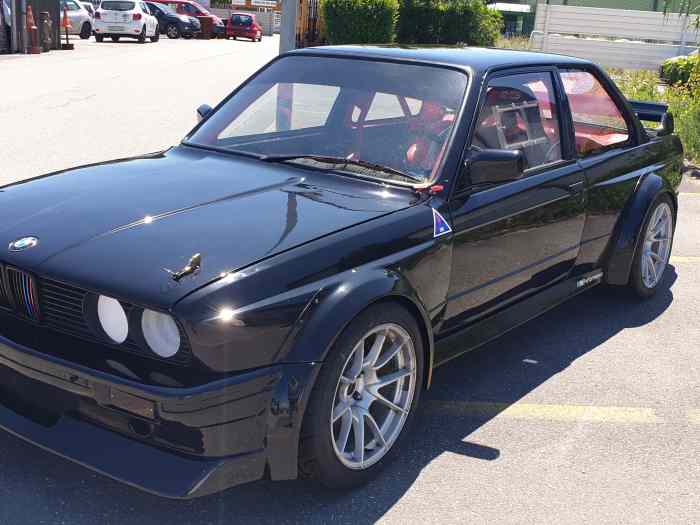 BMW E30 KIT M3 LARGE 2
