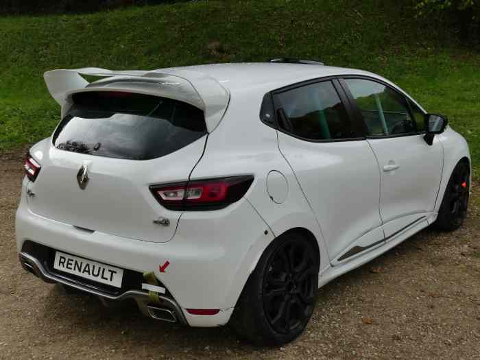 Renault Clio IV Cup X98 1