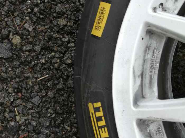 Pneus Pirelli RK5 16 pouces neufs 0