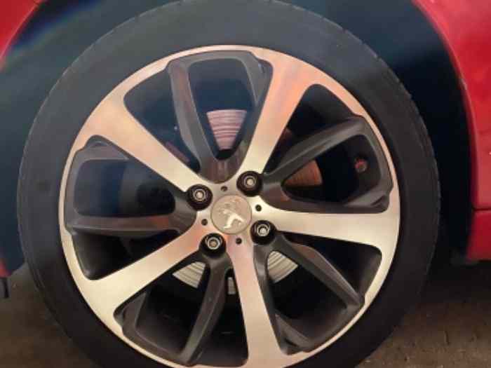 Peugeot 207 RC 4