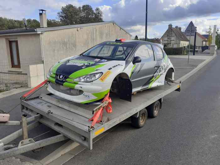 Caisse rallye Peugeot 206 maxi + gti complete 0