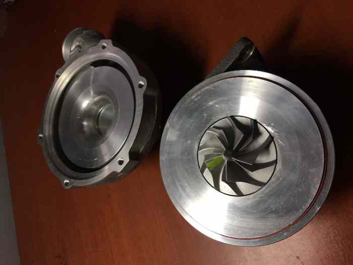 Turbo compétition 300HP neuf 1