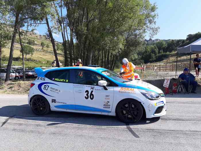 Renault clio 4 cup 3