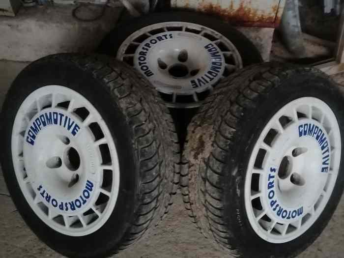 Jantes compomotive avec pneu 1