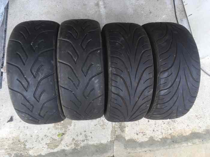 Pneus semi slick Yokohama Advan et Federal RSR 17 pouces 0