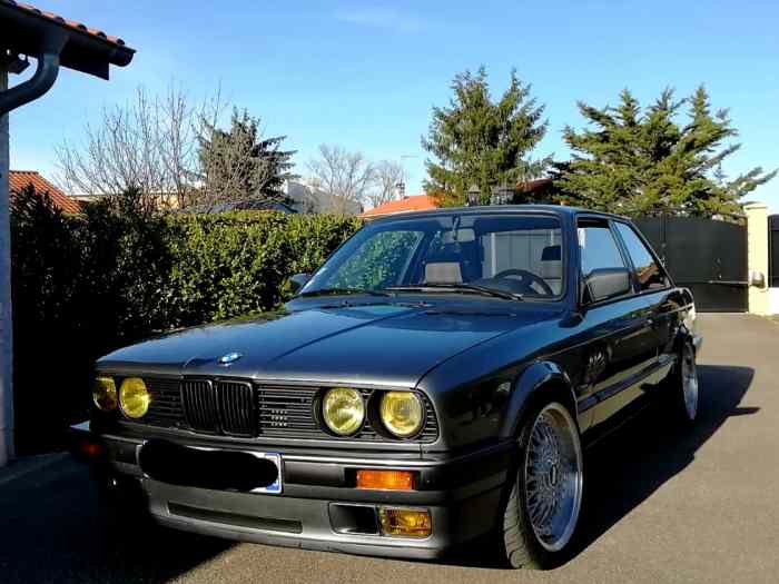 BMW 325i e30 préparée 1