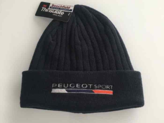 Bonnet officiel Peugeot sport neuf