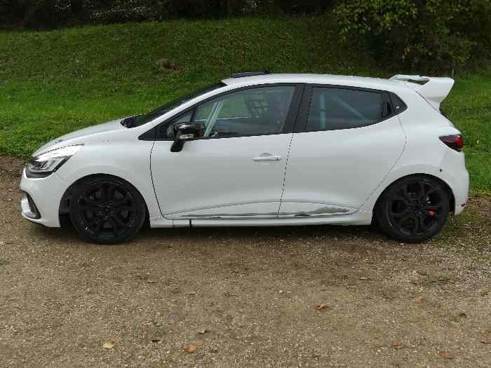 Renault Clio IV Cup X98 2