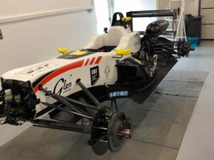 Dallara f317 Mercedes ex prema racing 3