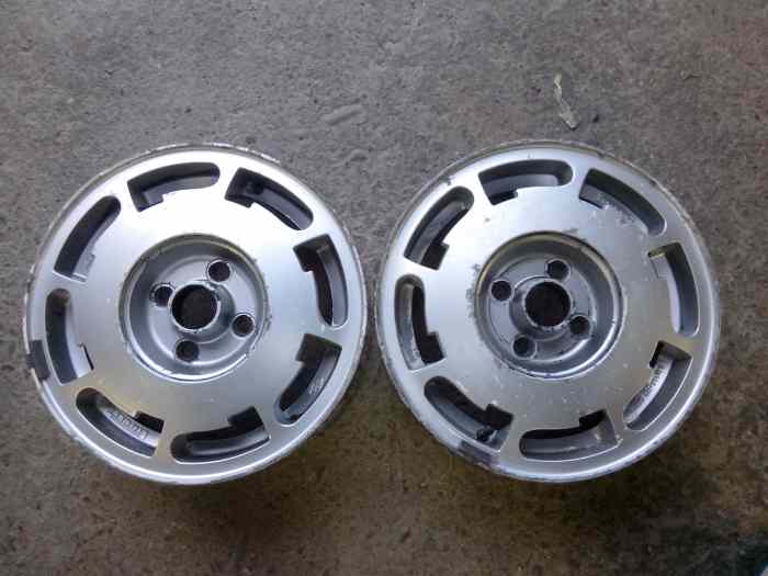 Vends 2 Jantes Pirelli Golf 1 6x14 0