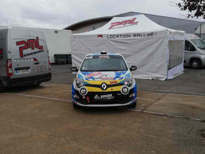 PML Location loue twingo r1 Evo 2