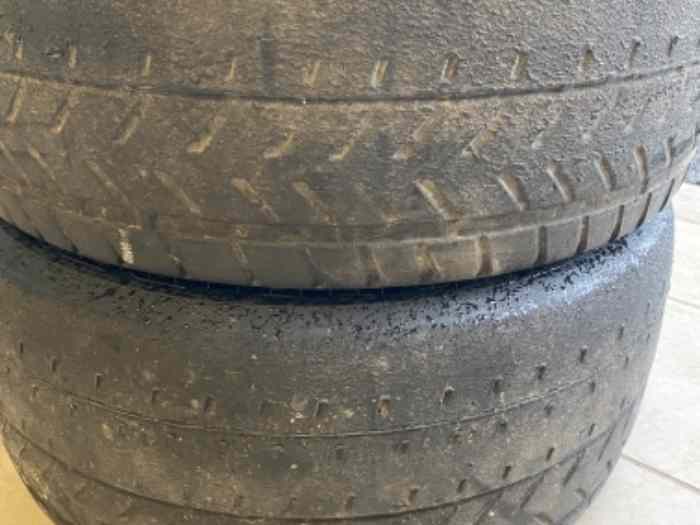 Pneus Pirelli VHC 235/45 R15 D7 occasion 0