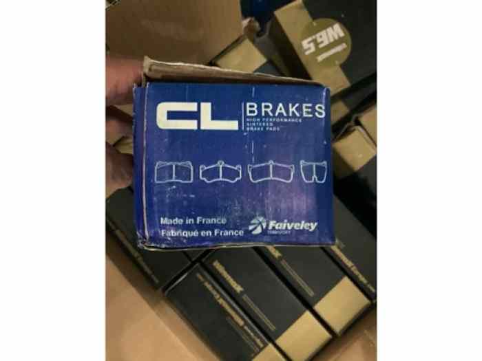 Plaquettes avant de freins Winmax et Carbon Lorrain pour Hyundai R5 ou Ford Fiesta R5 3