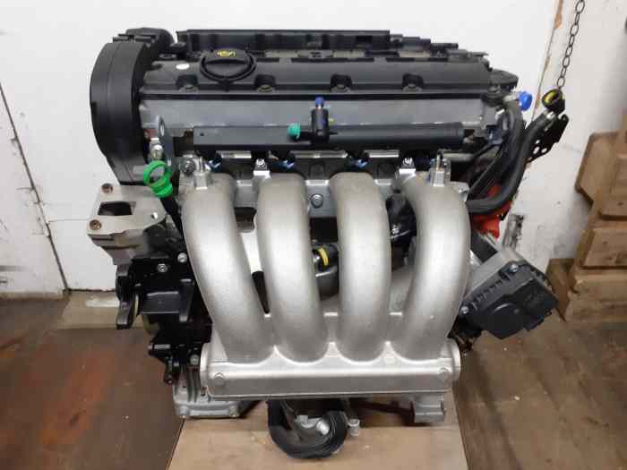 EW10J4S Engine New. Now sold/ Vendu 0