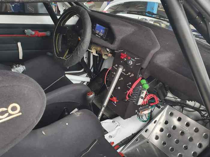 205 f2000 1