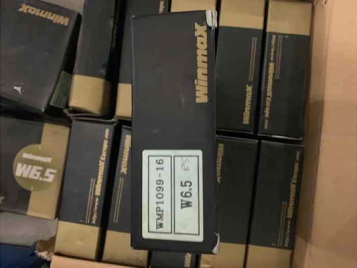 Plaquettes avant de freins Winmax et Carbon Lorrain pour Hyundai R5 ou Ford Fiesta R5 1