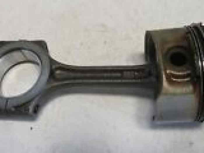 Piston bielle arbre à came clio 2rs