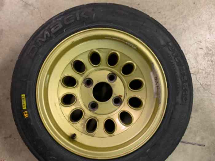 Pneu DMACK 215x45x13 1