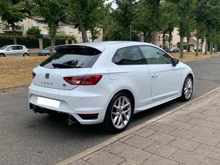 Seat Leon SC FR lll 5F 2.0 TDI Aéro / Full options 1