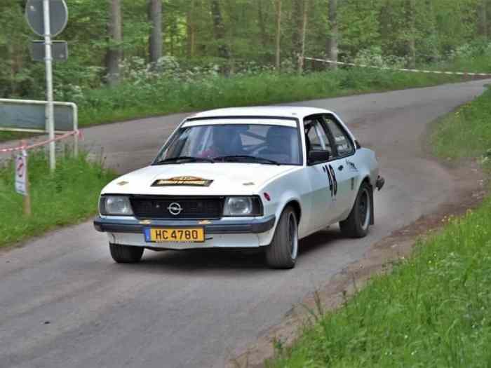 Opel Ascona 2.0i 0