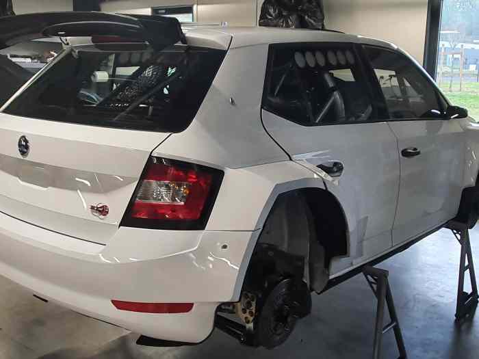 Skoda Fabia R5 EVO - Ex Factory - 2C Compétition 2