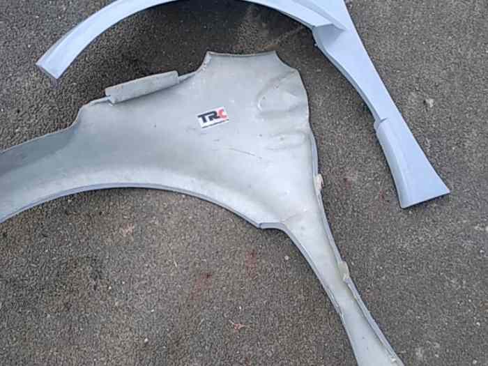Kit carrosserie 208 f2000 3