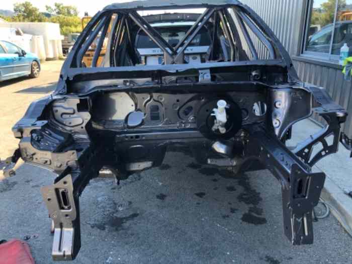 Caisse arceautée clio 3 rs avec fiche homologation ( ideal N3 ) 0