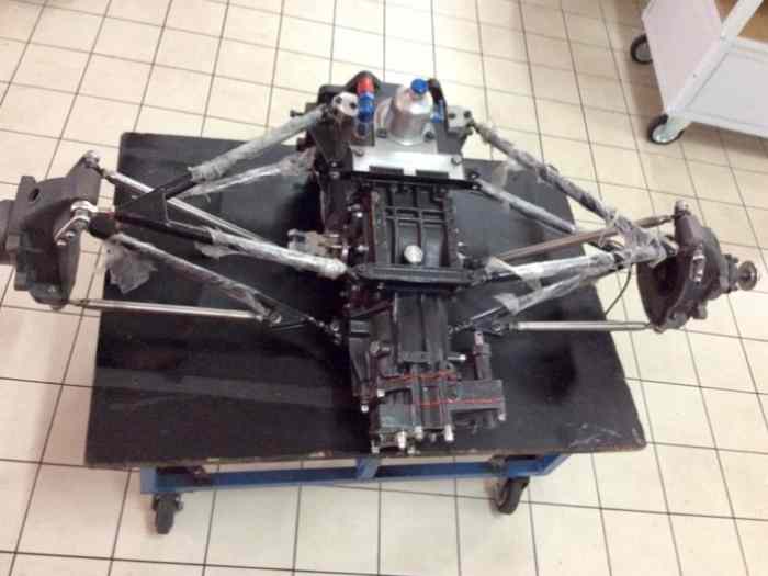 Rolling Chassis Prototype CN included gearbox Hewland F3A Mk9 4