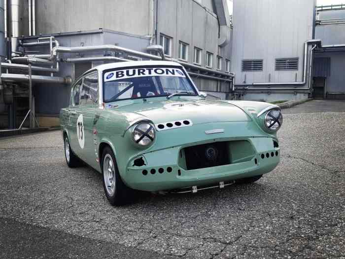 Ford Anglia 0