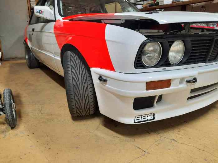 Bmw e30 f2014 0