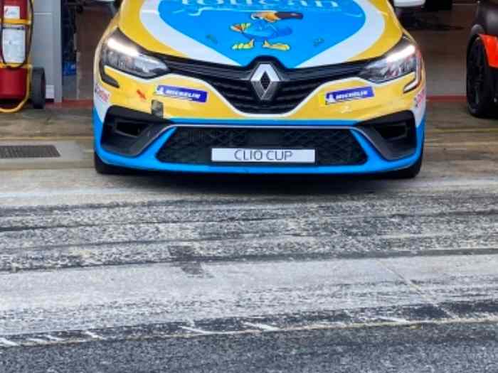 Clio 5 cup 1