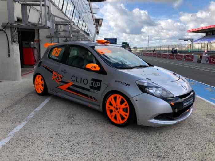 Renault Clio 3 Cup 1