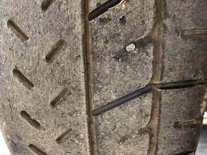 Pneu michelin 19 60 16 gomme MW1 , R 31 , R21 , R11 1
