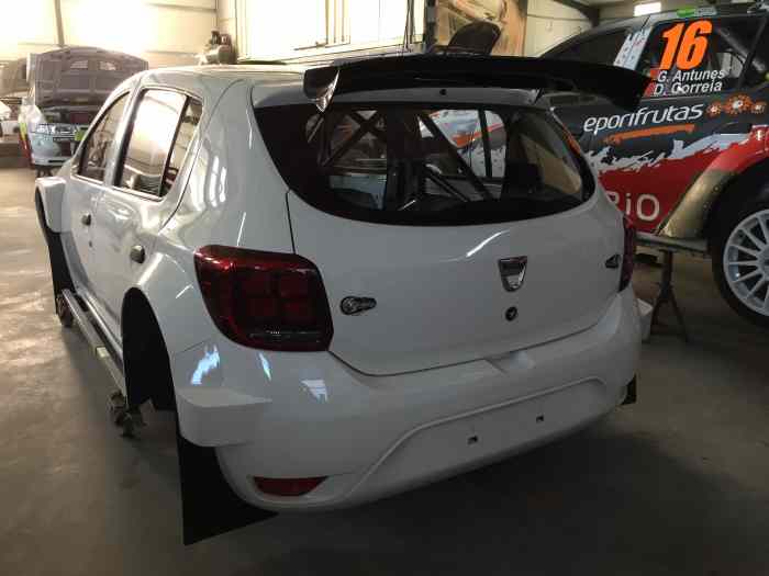 Dacia R4 body shell for sale 2