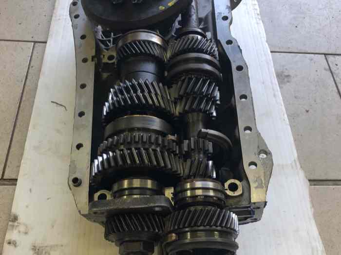 Vend boîte à vitesse d’origine complète R5 Turbo 1 0