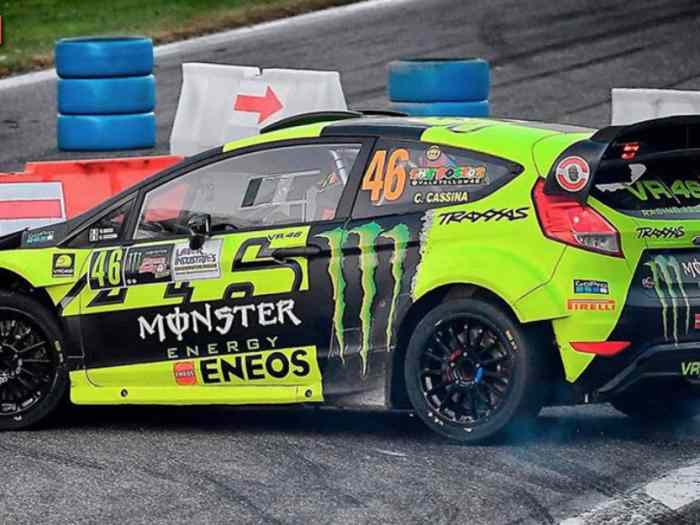 FORD FIESTA WRC EX-ROSSI 3