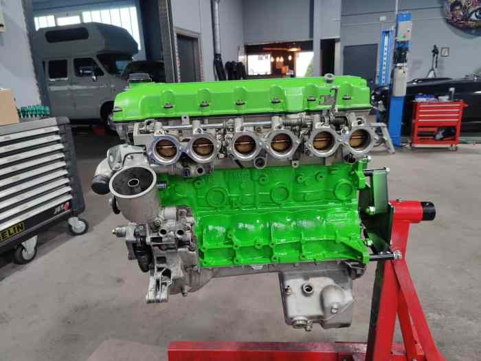 BMW M3 E36 S50B30 racing engine