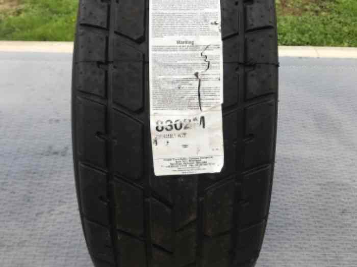 Pneus Cooper pluie 8302M neuf 0