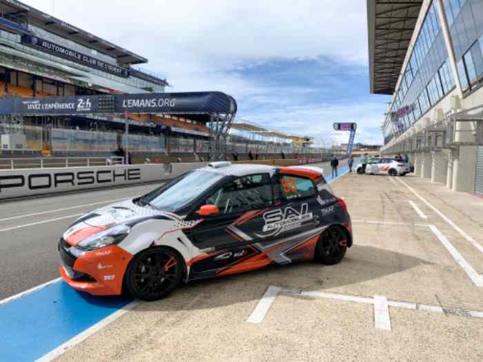 Renault Clio 3 Cup x85 0