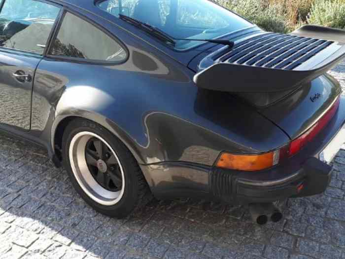 Seulement 554 ex. PORSCHE 930 Turbo 3.3, AM 1989, Boite 5 G50 , CG Française, Toit ouvrant full options – photo 5 sur 6