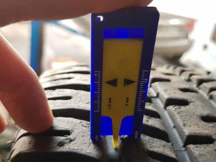 PNEUS MICHELIN PLUIE P2G 15 POUCES 3